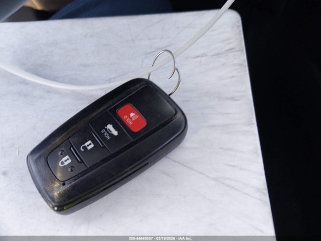4T1B61HKXJU633811 Toyota CAMRY XSE
