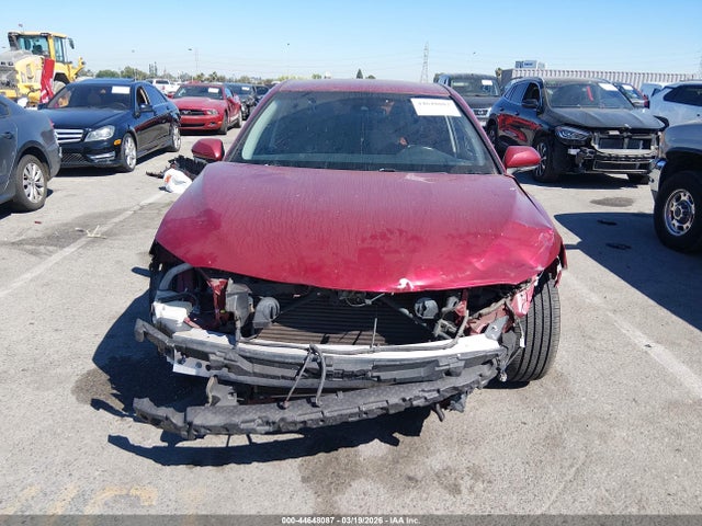 4T1B61HKXJU633811 Toyota CAMRY XSE