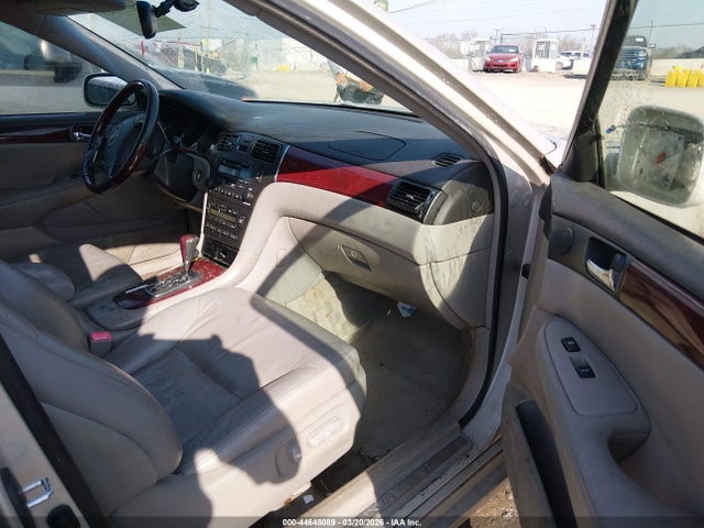 2004 Lexus Es 330 მანქანა იყიდება აუქციონზე, vin: JTHBA30G940021390, აუქციონის ნომერი: 44648089