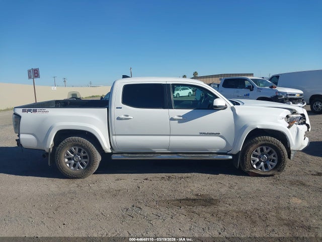 3TMCZ5AN3JM159975 Toyota Tacoma Sr5 V6