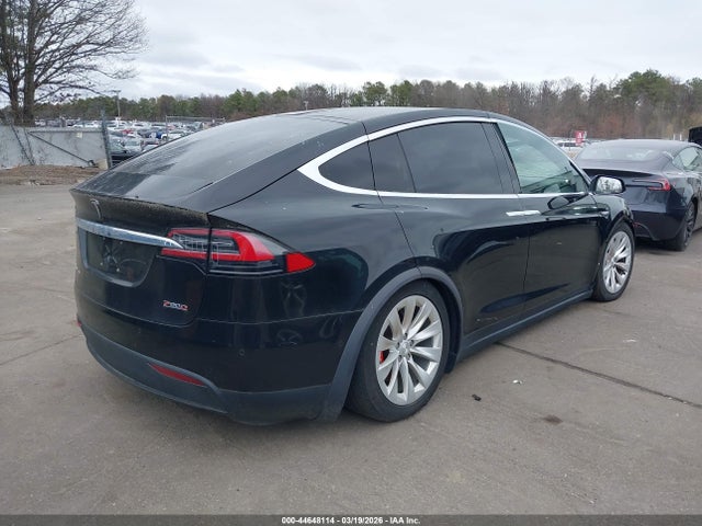 2016 Tesla Model X 75d/p100d/p90d მანქანა იყიდება აუქციონზე, vin: 5YJXCBE43GF000759, აუქციონის ნომერი: 44648114