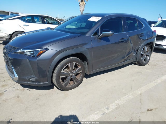 JTHX3JBH2N2046762 Lexus UX 200