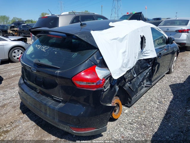 2015 FORD FOCUS 1FADP3N25FL284778 Photo 5