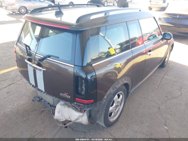 2010 MINI COOPER CLUBMAN WMWML3C57ATX36724 Photo 3