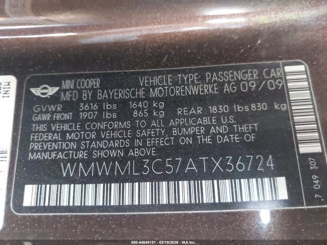 2010 MINI COOPER CLUBMAN WMWML3C57ATX36724 Photo 8