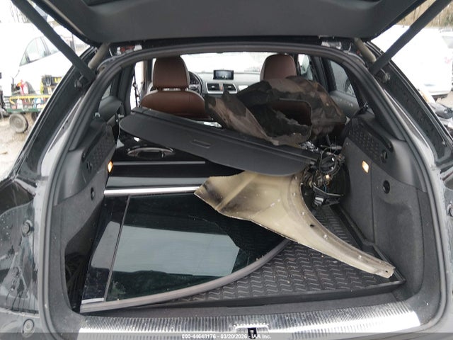 44648176 :رقم المزاد ، WA1GFCFS5FR009900 vin ، 2015 Audi Q3 2.0t Premium Plus مزاد بيع