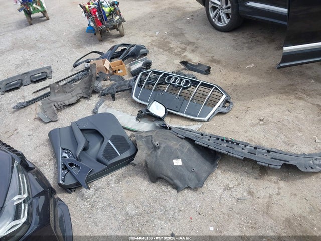 44648180 :رقم المزاد ، WA1LXAF70MD026724 vin ، 2021 Audi Q7 Premium Plus 55 Tfsi Quattro Tiptronic مزاد بيع