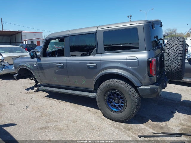 Продаж на аукціоні авто 2023 Ford Bronco Outer Banks, vin: 1FMDE5DH3PLB03675, номер лоту: 44648192