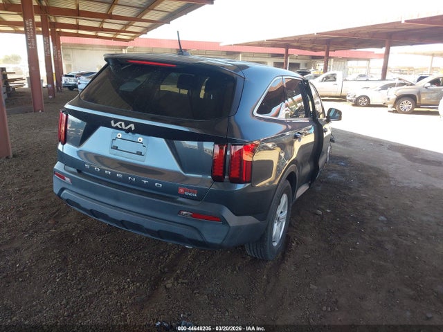 5XYRG4LC7NG114305 KIA SORENTO LX