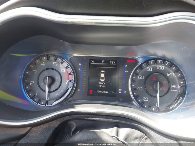 Aukcja sprzedaży 2015 Chrysler 200 Limited, vin: 1C3CCCAB5FN752718, numer aukcji: 44648208