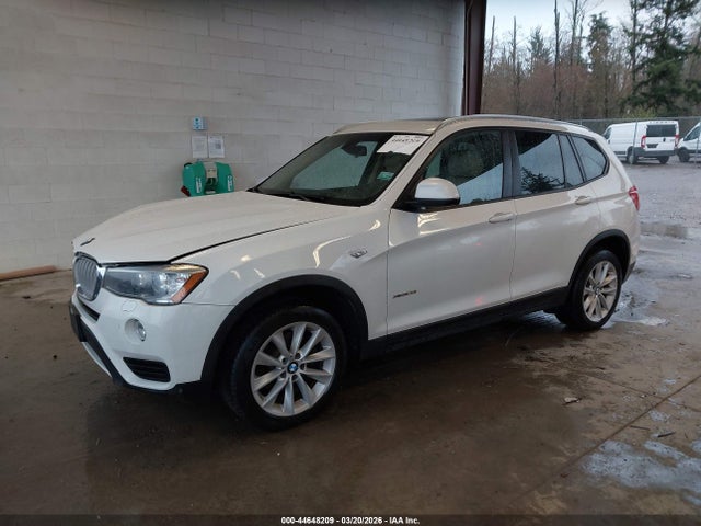 2016 BMW X3 5UXWX9C58G0D71565 Photo 1
