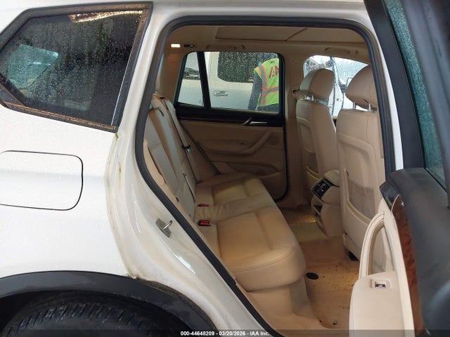 2016 BMW X3 5UXWX9C58G0D71565 Photo 7