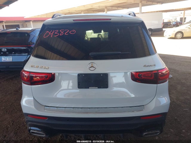 W1N4M4HB2LW043820 Mercedes-Benz Glb 250 4matic