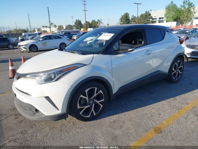 JTNKHMBX9K1029329 Toyota C-HR XLE