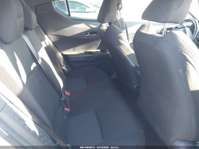 JTNKHMBX9K1029329 Toyota C-HR XLE