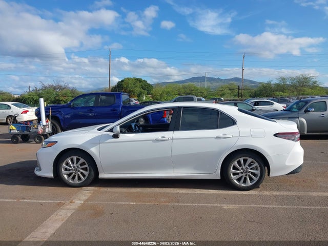 4T1R11AK5RU883606 Toyota CAMRY LE