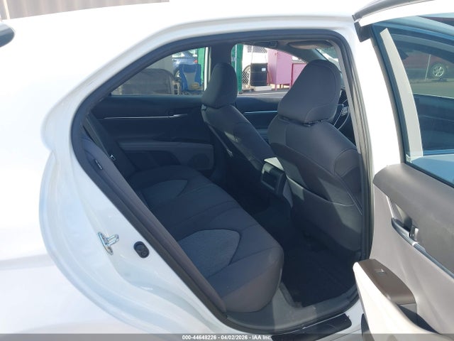 4T1R11AK5RU883606 Toyota CAMRY LE