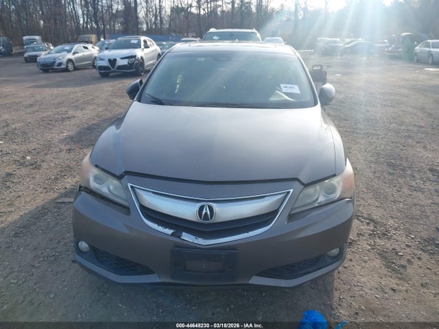 44648230 :رقم المزاد ، 19VDE1F70DE009154 vin ، 2013 Acura Ilx 2.0l مزاد بيع