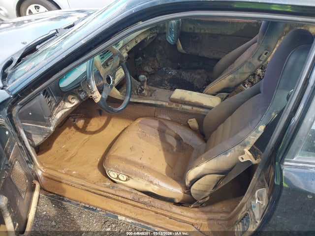 44648281 :رقم المزاد ، WP0AA0942FN457122 vin ، 1985 Porsche 944 مزاد بيع
