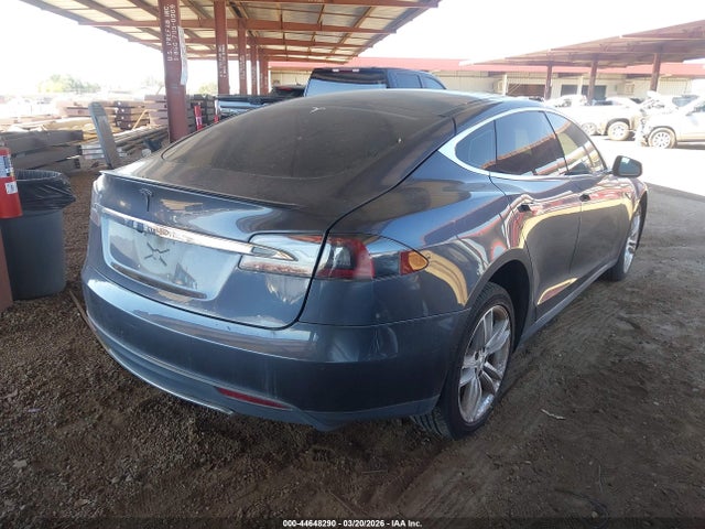 Продажа на аукционе авто 2015 Tesla Model S 70d/85d/p85d, vin: 5YJSA1H20FFP70288, номер лота: 44648290