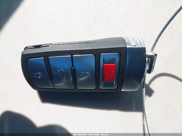 44648325 :رقم المزاد ، WVWJK7AN8AE162271 vin ، 2010 Volkswagen Passat Komfort مزاد بيع