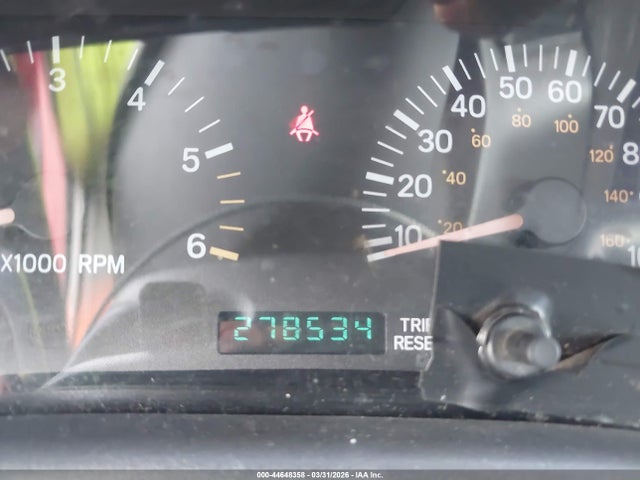 44648358 :رقم المزاد ، 1J4FF48S01L615325 vin ، 2001 Jeep Cherokee Sport مزاد بيع