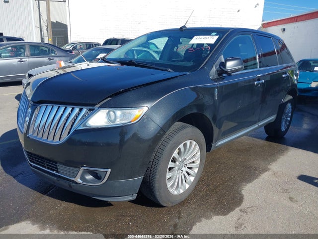 Lincoln MKX 2014 2LMDJ8JK7EBL11914 Image 2