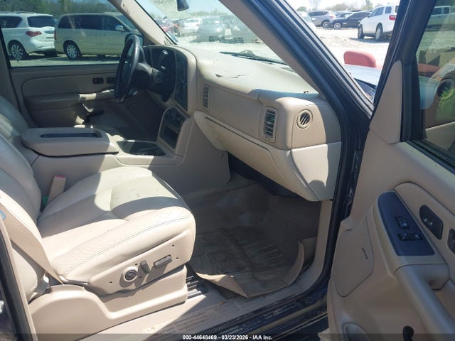 44648469 :رقم المزاد ، 3GKEC16Z65G256675 vin ، 2005 Gmc Yukon Xl 1500 Slt مزاد بيع
