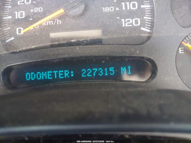 44648469 :رقم المزاد ، 3GKEC16Z65G256675 vin ، 2005 Gmc Yukon Xl 1500 Slt مزاد بيع