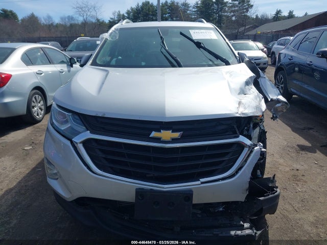3GNAXUEV9KS633143 Chevrolet EQUINOX LT