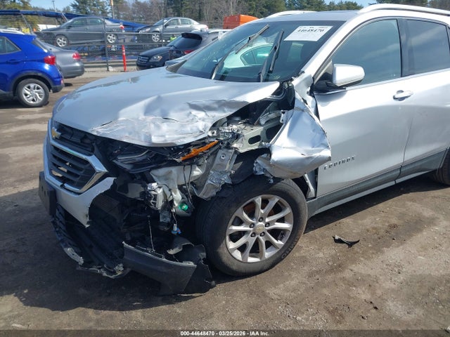 3GNAXUEV9KS633143 Chevrolet EQUINOX LT