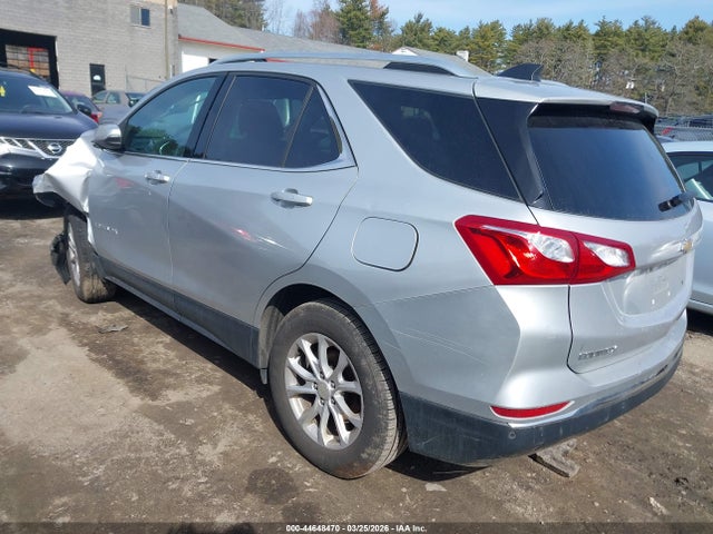 3GNAXUEV9KS633143 Chevrolet EQUINOX LT