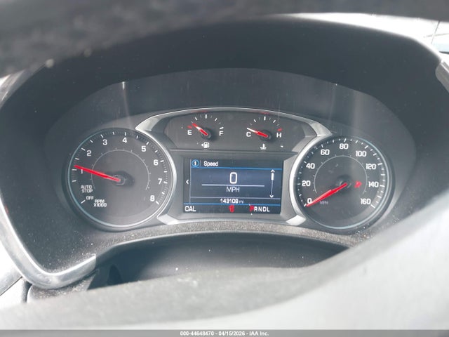3GNAXUEV9KS633143 Chevrolet EQUINOX LT