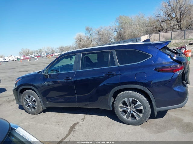 Toyota Highlander Hybrid Xle 2025 5TDKBRCH7SS675854 Image 14