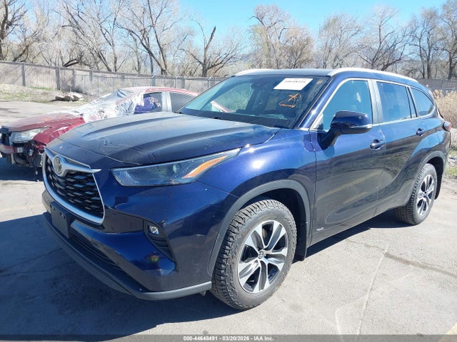 Toyota Highlander Hybrid Xle 2025 5TDKBRCH7SS675854 Image 2