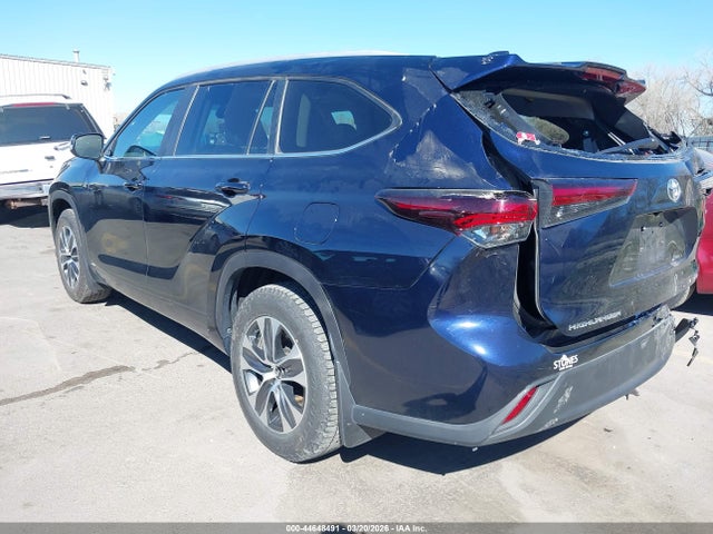 Toyota Highlander Hybrid Xle 2025 5TDKBRCH7SS675854 Image 3