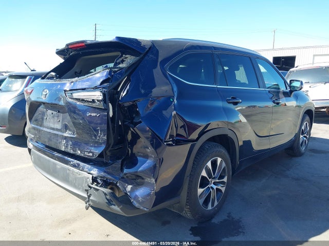 Toyota Highlander Hybrid Xle 2025 5TDKBRCH7SS675854 Image 4