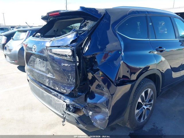 Toyota Highlander Hybrid Xle 2025 5TDKBRCH7SS675854 Image 6