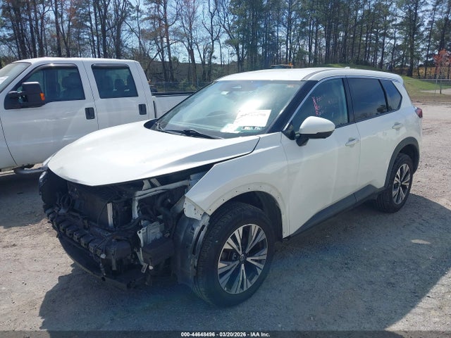 5N1AT3BBXMC763638 Nissan Rogue Sv Intelligent Awd