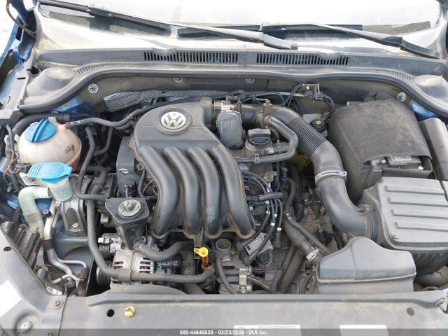 Продаж на аукціоні авто 2015 Volkswagen Jetta 2.0l S, vin: 3VW2K7AJ6FM211788, номер лоту: 44648530