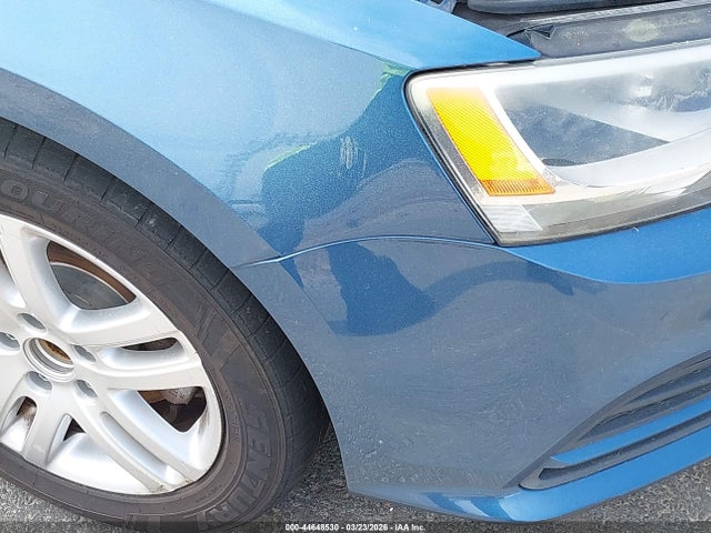 Продаж на аукціоні авто 2015 Volkswagen Jetta 2.0l S, vin: 3VW2K7AJ6FM211788, номер лоту: 44648530
