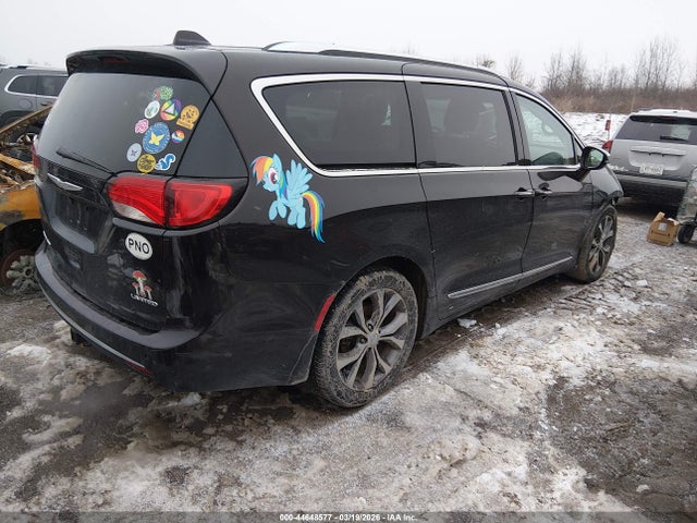 44648577 :رقم المزاد ، 2C4RC1GG9HR570295 vin ، 2017 Chrysler Pacifica Limited مزاد بيع