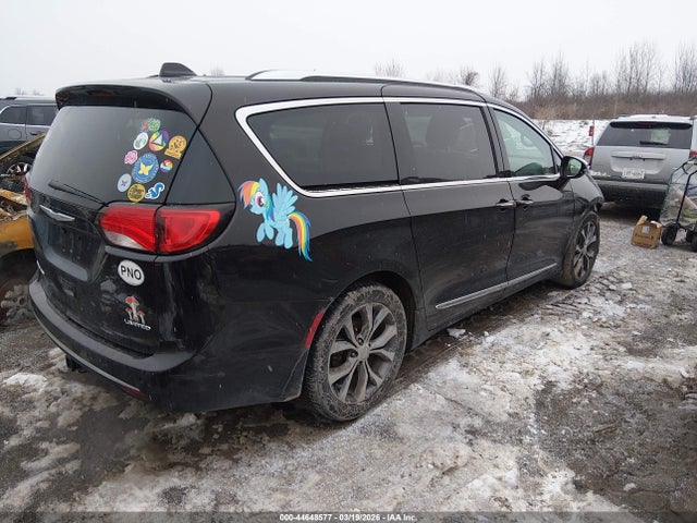 44648577 :رقم المزاد ، 2C4RC1GG9HR570295 vin ، 2017 Chrysler Pacifica Limited مزاد بيع