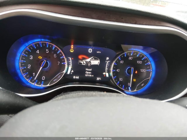 44648577 :رقم المزاد ، 2C4RC1GG9HR570295 vin ، 2017 Chrysler Pacifica Limited مزاد بيع