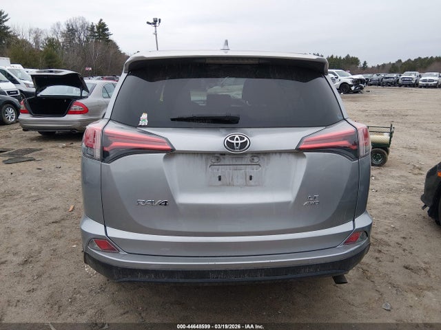 Toyota RAV4 LE 2018 2T3BFREV1JW850961 Image 16