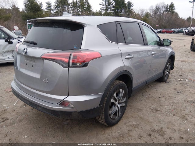 Toyota RAV4 LE 2018 2T3BFREV1JW850961 Image 4