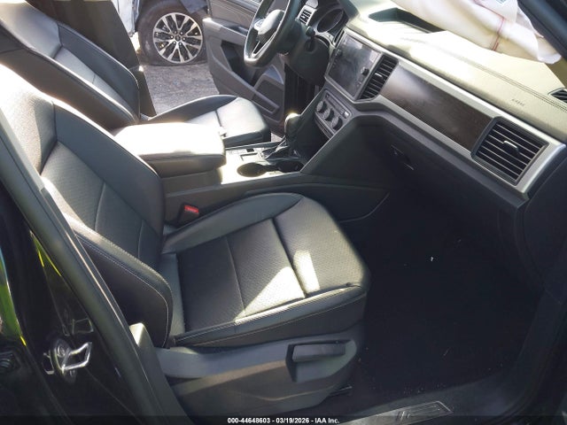 Продажа на аукционе авто 2021 Volkswagen Atlas 3.6l V6 Se W/technology, vin: 1V2WR2CAXMC589495, номер лота: 44648603