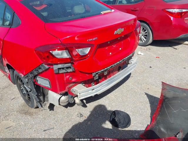 44648616 :رقم المزاد ، 1G1BC5SM5K7128041 vin ، 2019 Chevrolet Cruze Ls مزاد بيع
