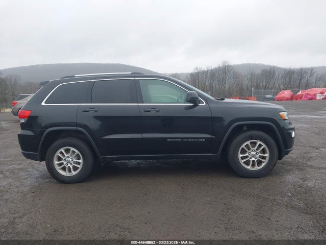 2018 Jeep Grand Cherokee Laredo E 4x4 მანქანა იყიდება აუქციონზე, vin: 1C4RJFAG5JC180546, აუქციონის ნომერი: 44648652