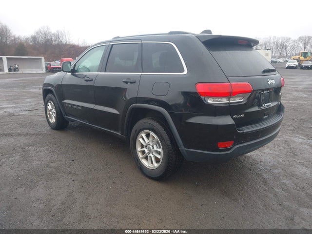 2018 Jeep Grand Cherokee Laredo E 4x4 მანქანა იყიდება აუქციონზე, vin: 1C4RJFAG5JC180546, აუქციონის ნომერი: 44648652